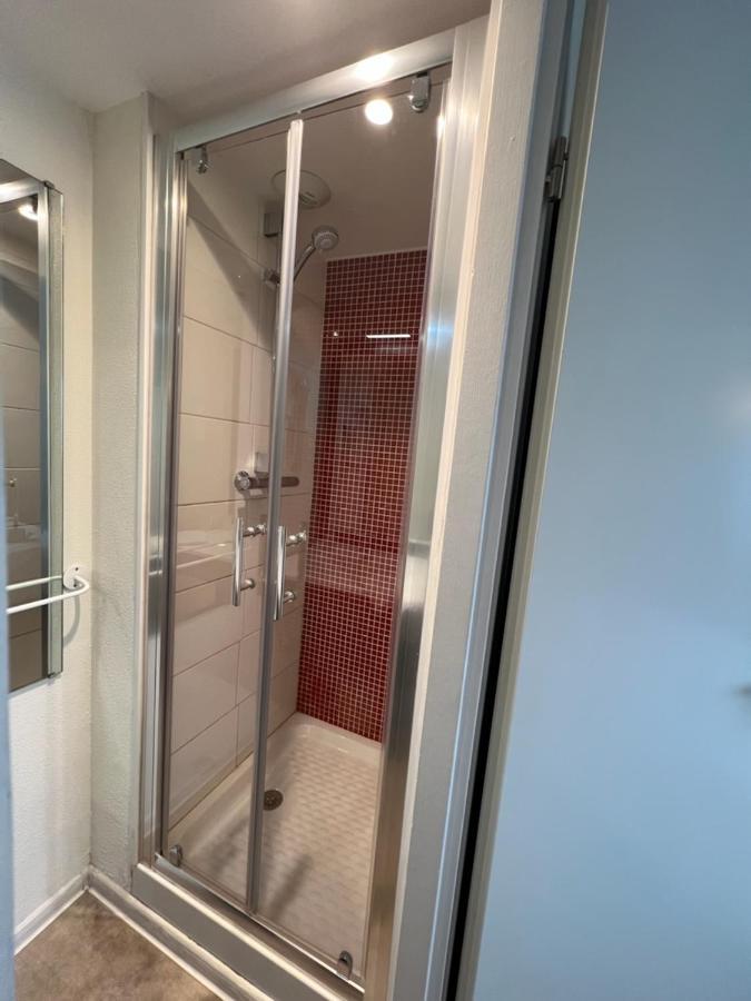 Contact Hotel Fontenay Le Comte Zewnętrze zdjęcie